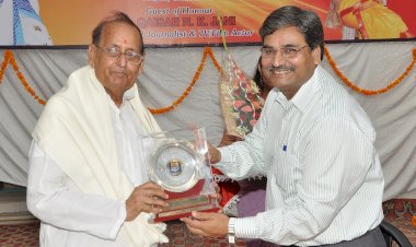 Awarded with  Sh. Telu Ram Kamboj, Mayur of Ghaziabad